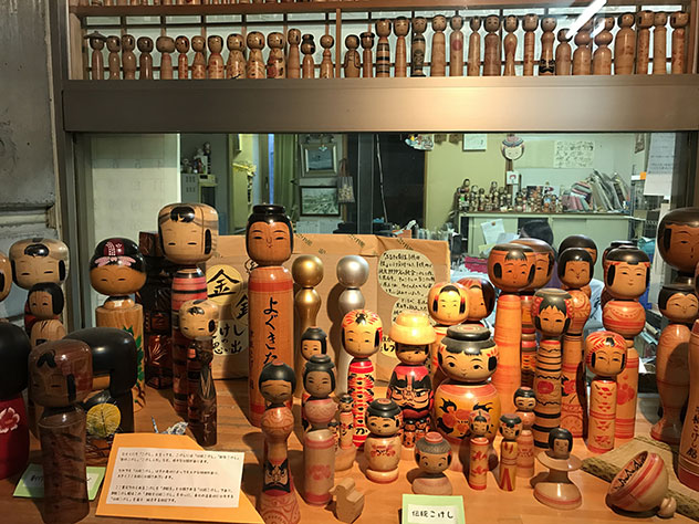 津軽こけし館の展示