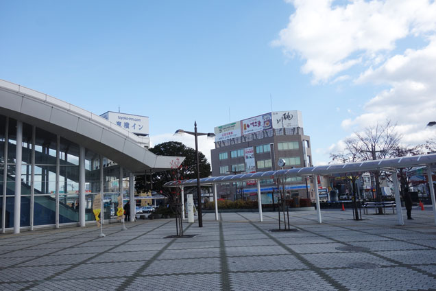 八戸駅前