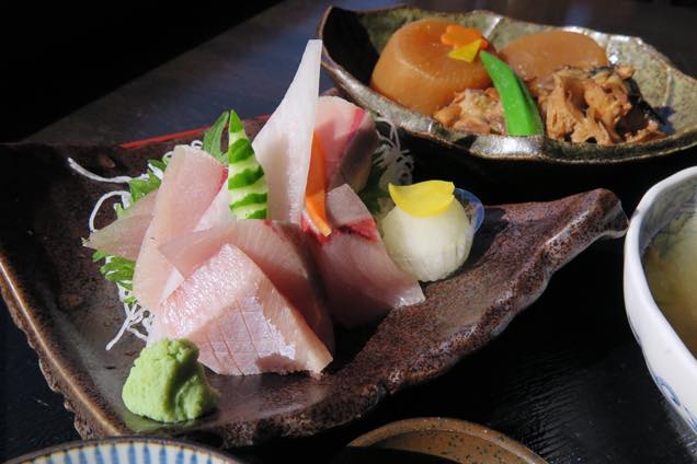 寒ブリのお刺し身とブリ大根