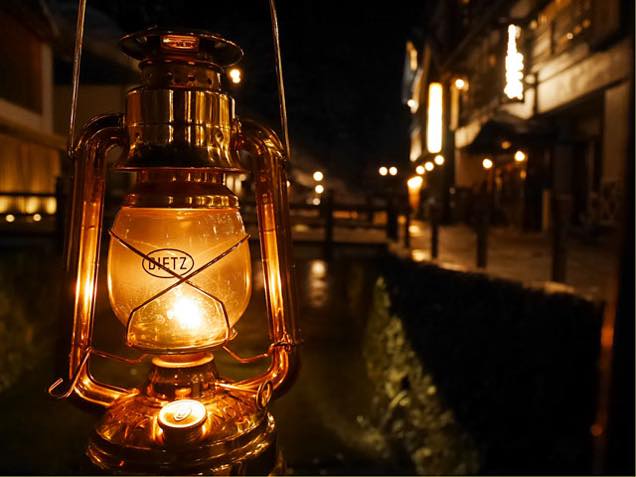 夜の銀山温泉 