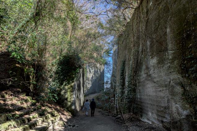 石の通路