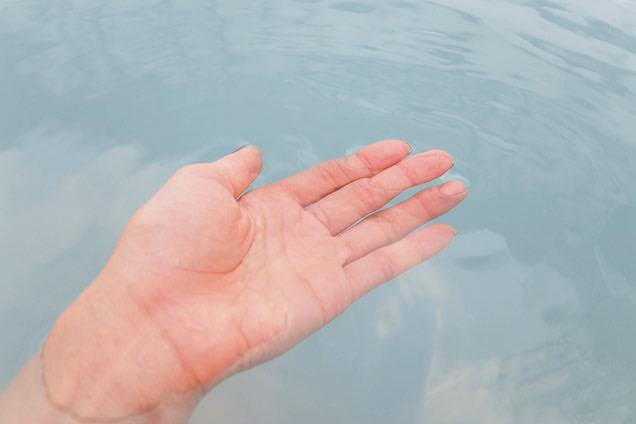 鶴の湯