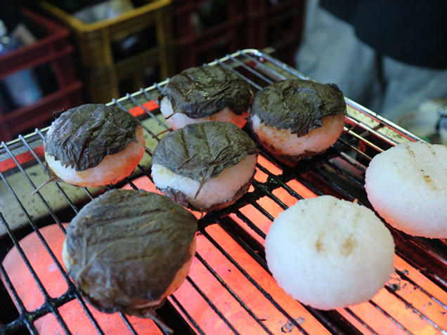 盃爛処　焼きおにぎり
