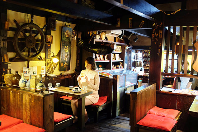 邪宗門　店内