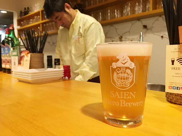菜園マイクロブルワリー　ほんのり甘い香りのカモミールと小麦のホワイトビール