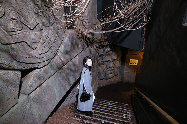 体感型動物園iZooの館内