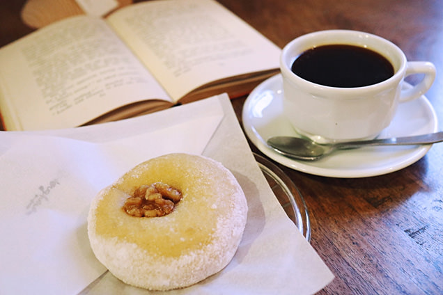 dough-doughnuts　ドードーナツとコーヒー