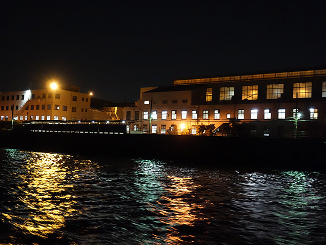 工場夜景探検クルーズ　海芝浦駅
