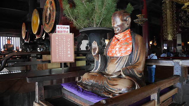 びんずる（賓頭廬）尊者（※通常は本堂内の写真撮影禁止）