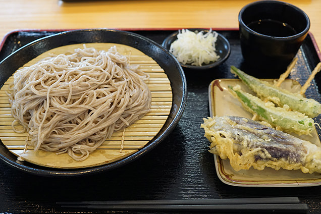 小木曽製粉所　筑摩店　そば