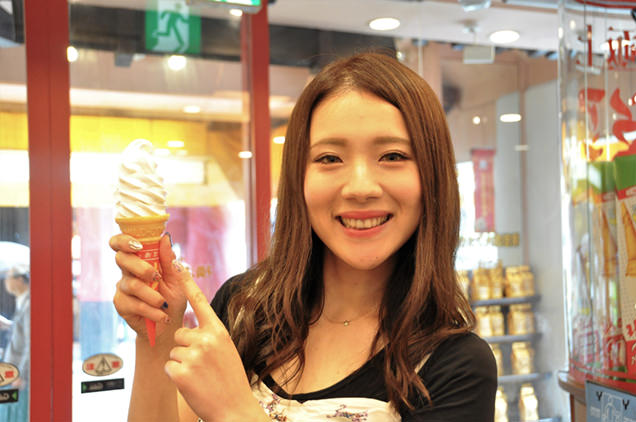 横浜大飯店　杏仁ソフト