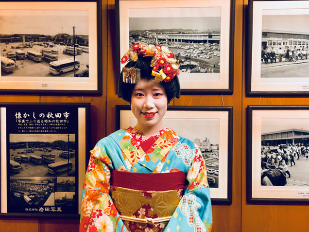 あきた舞妓の佳乃藤（かのふじ）さん