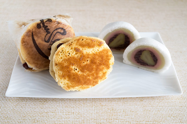玉英堂の「虎家喜」と「玉饅」