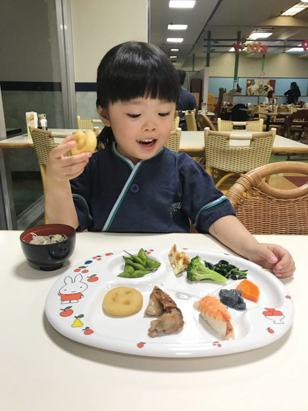 鴨川シーワールドホテル　レストラン　食事　子ども