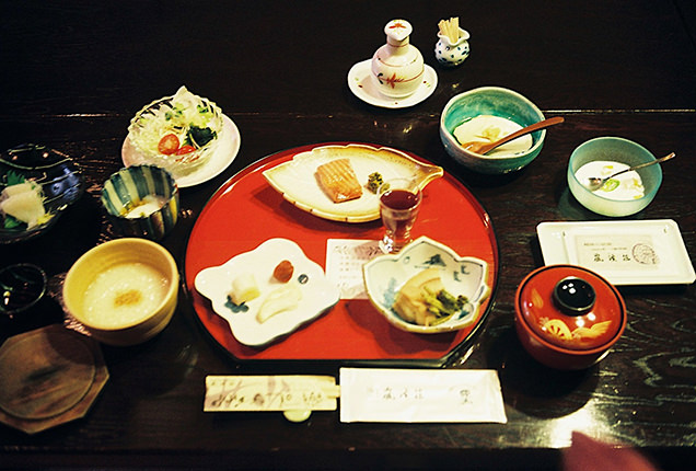 朝食
