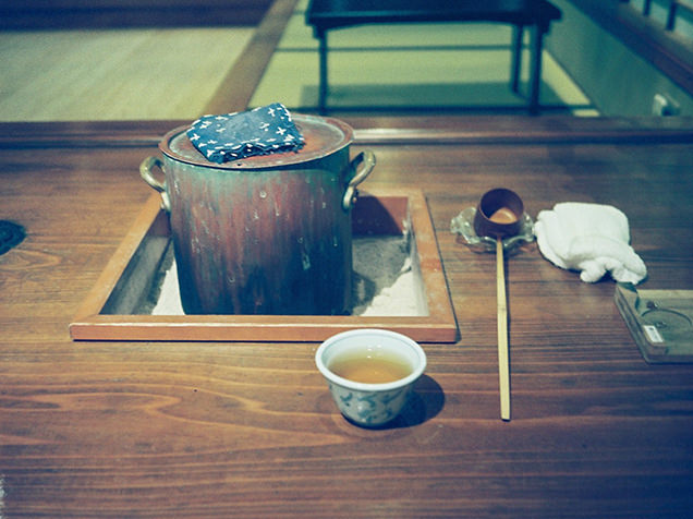 源泉を使って入れたほうじ茶