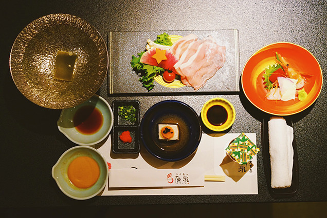 夕食のバイキング