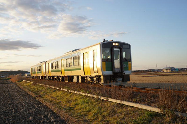 キハE130形気動車