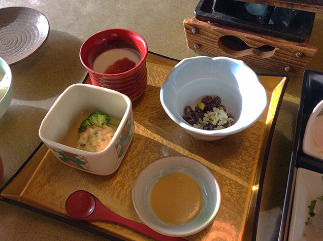 朝食
