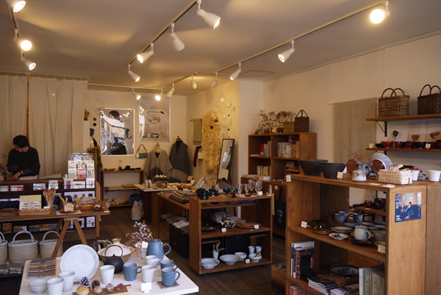 shop+space ひめくり