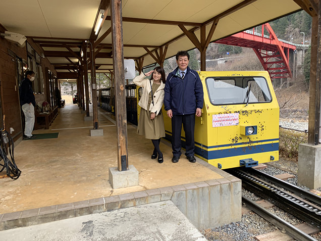トロッコ列車