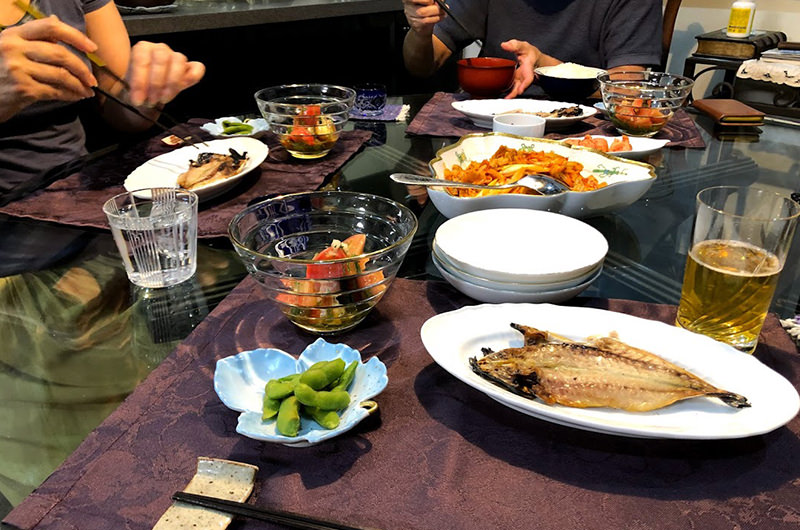 実家の食卓