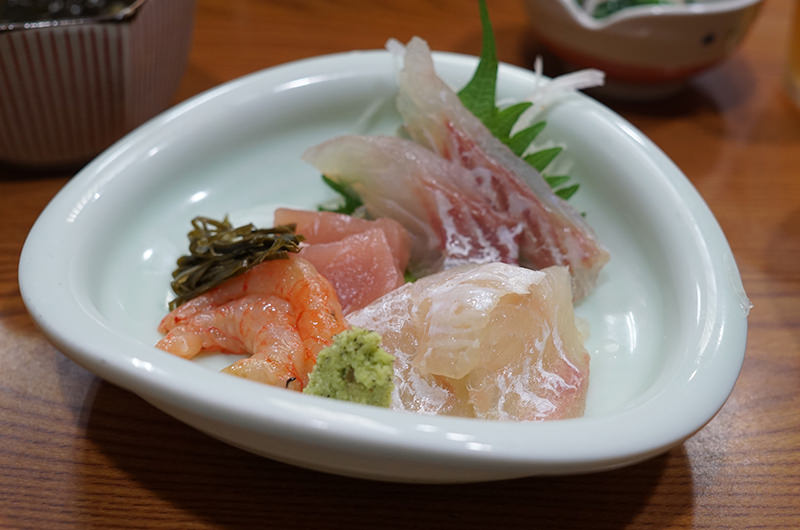 ヒラメやすずき・カジキマグロ・甘海老の昆布締め