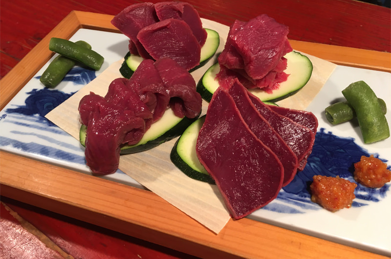 馬刺し