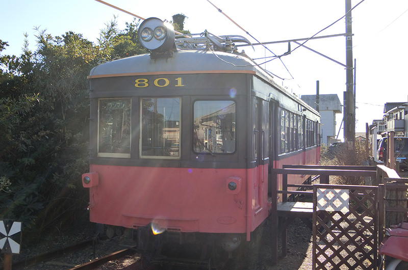 デハ801