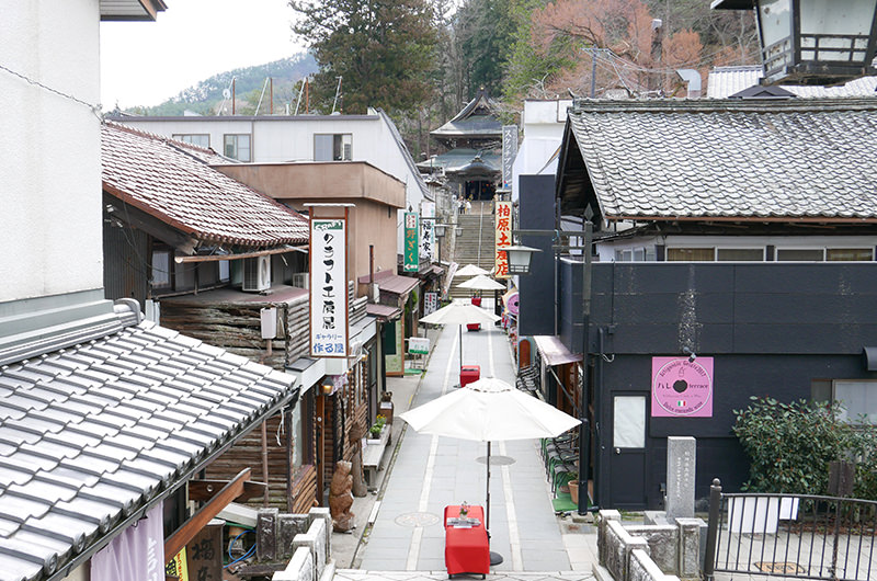 北向観音への参道