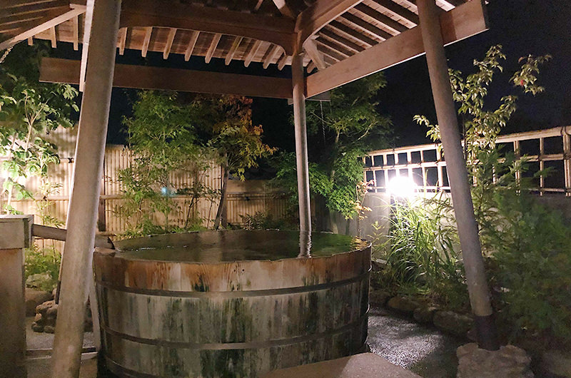 貸切り露天風呂