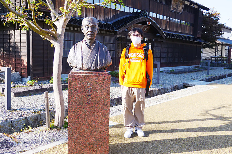 柳田國男像　筆者