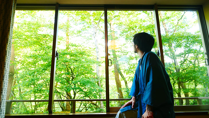 筆者　佳松園