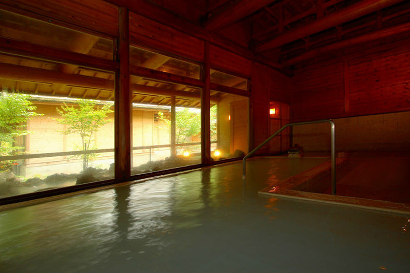薬師の湯 内湯