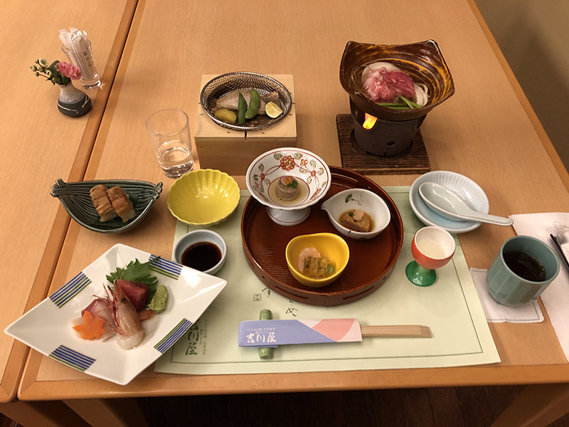 夕食