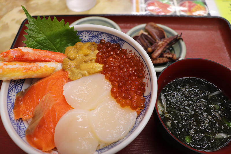 朝市横丁記念丼