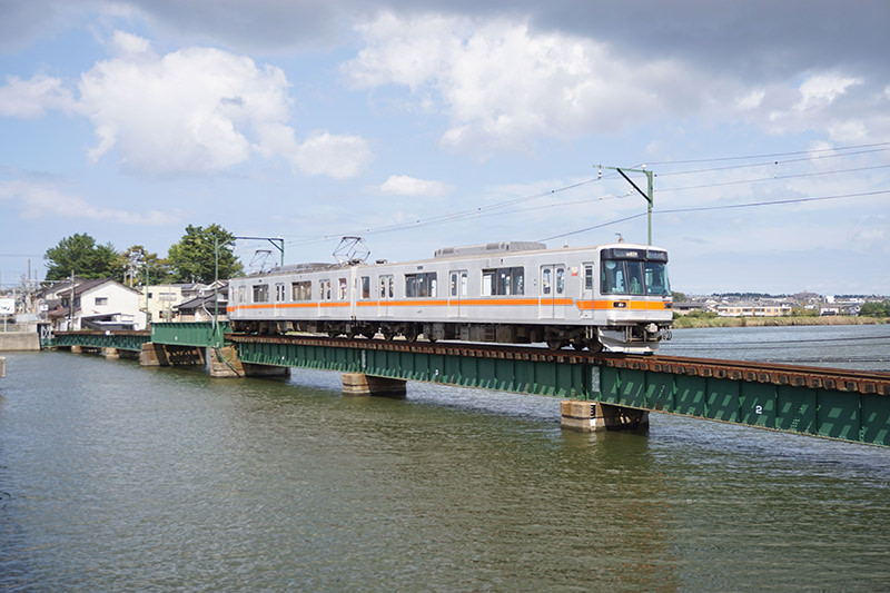 北陸鉄道03系車両