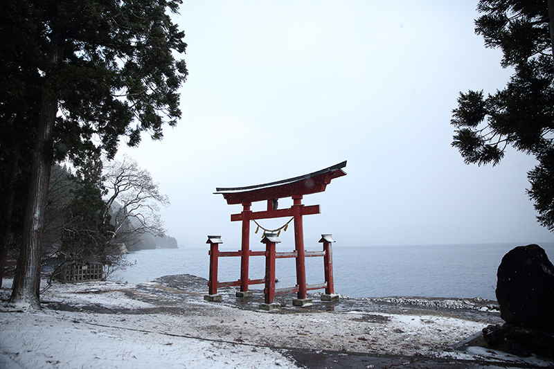 御座石神社