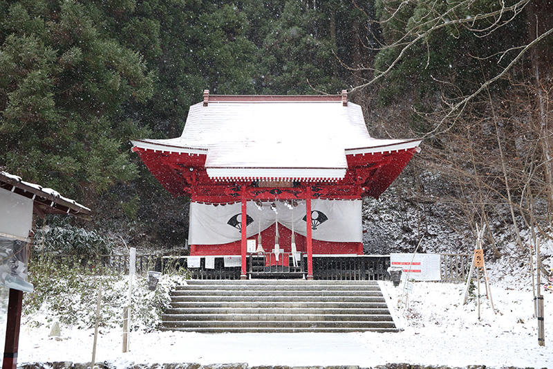 御座石神社