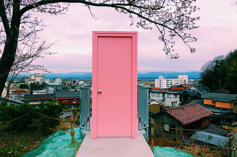 どこでも幸せドア