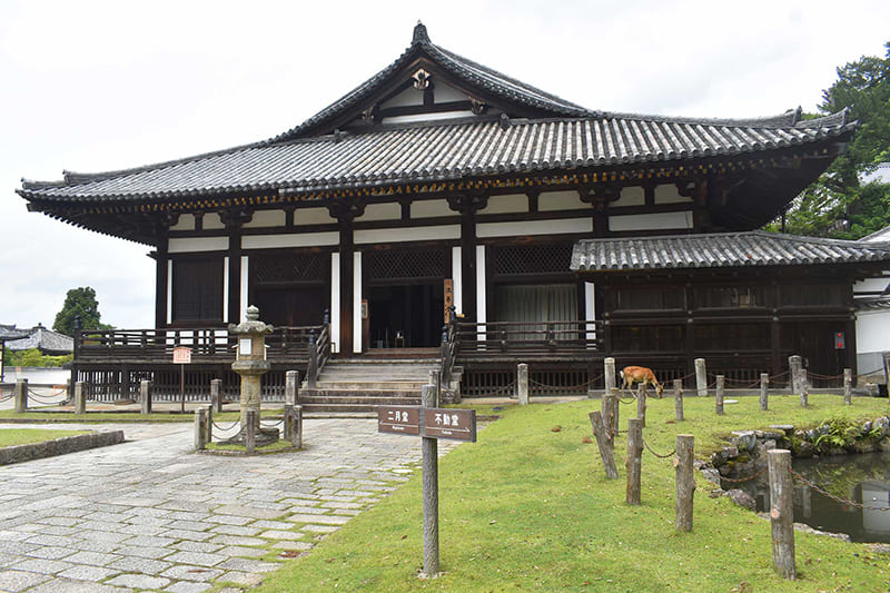 東大寺　法華堂