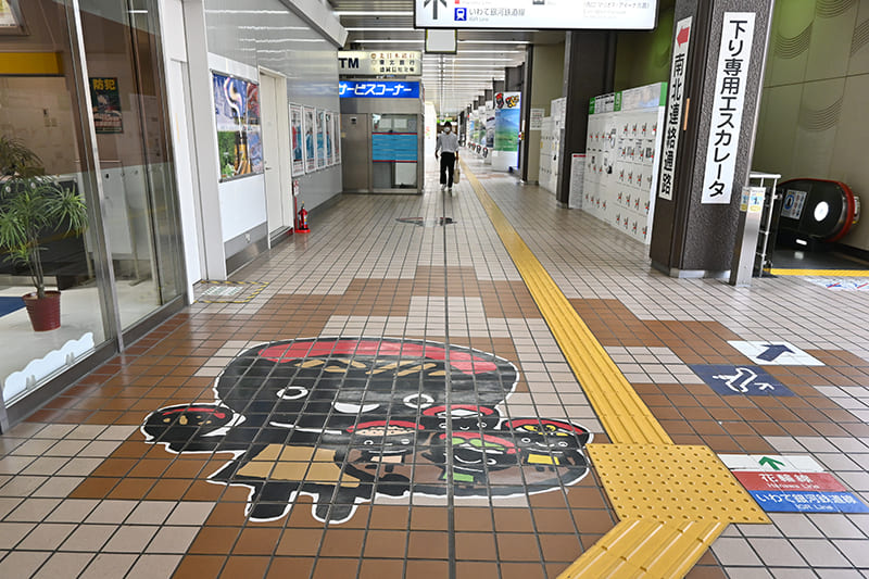 盛岡駅南北連絡通路　わんこロード
