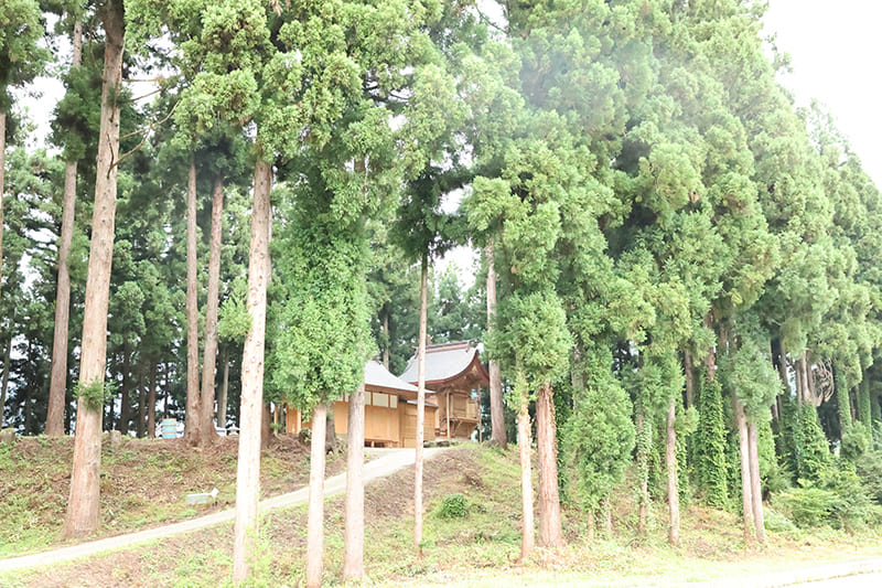石動神社