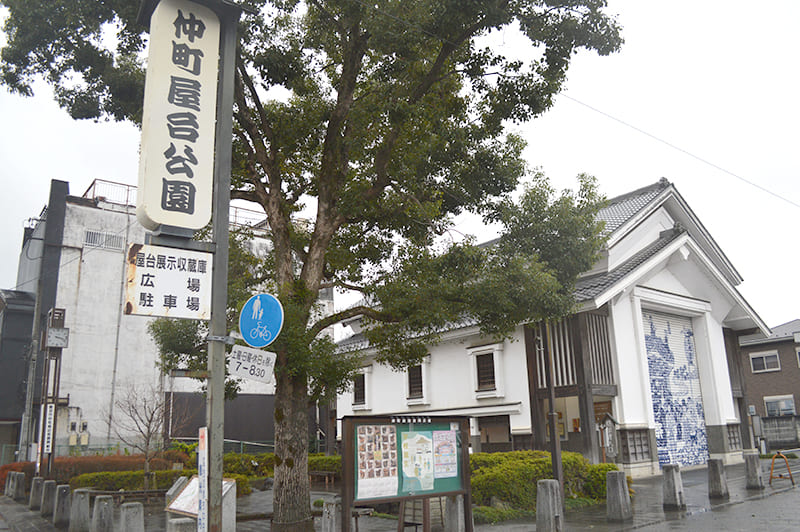 仲町屋台展示収蔵庫