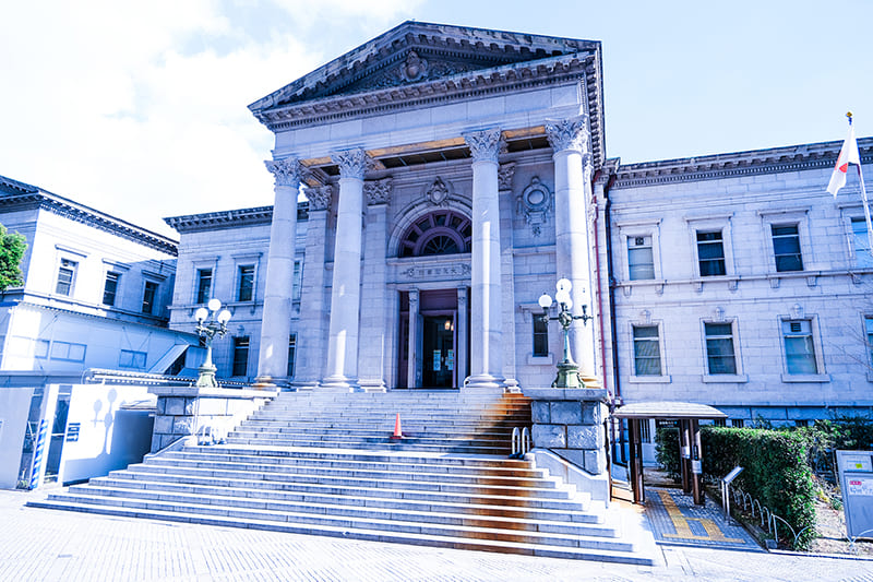 大阪府立中之島図書館