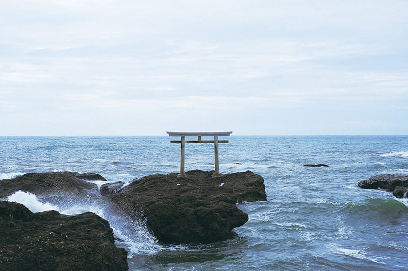 神磯の鳥居