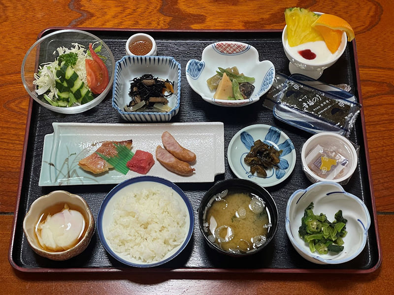 朝食