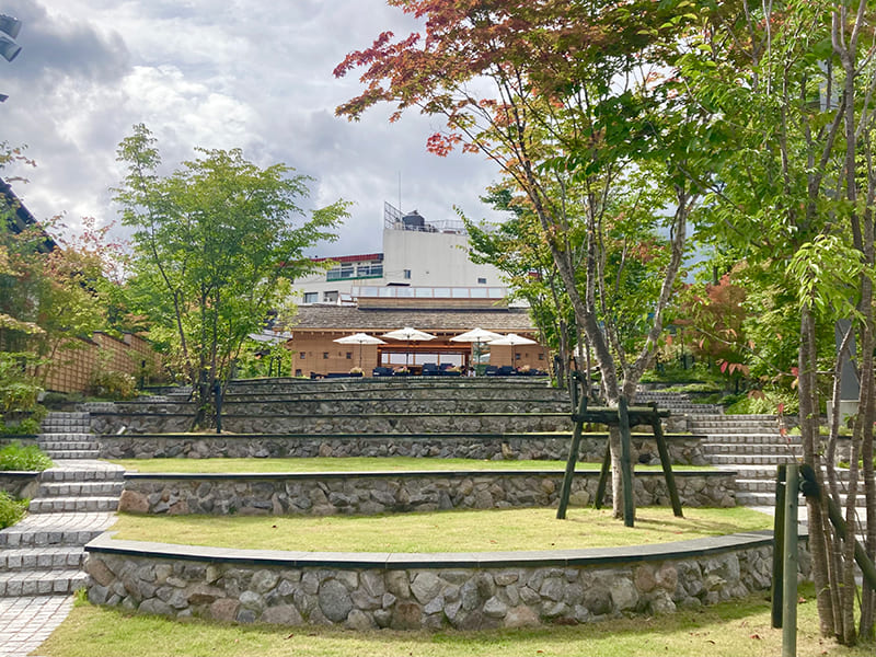 高台広場