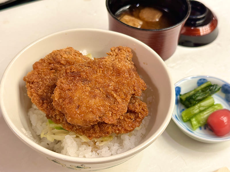 タレカツ丼