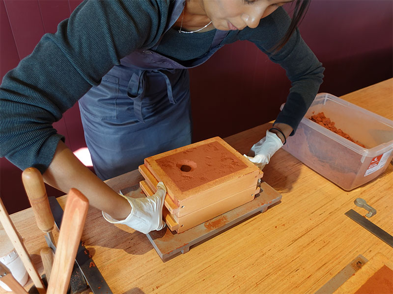 能作 鋳物製作体験　筆者